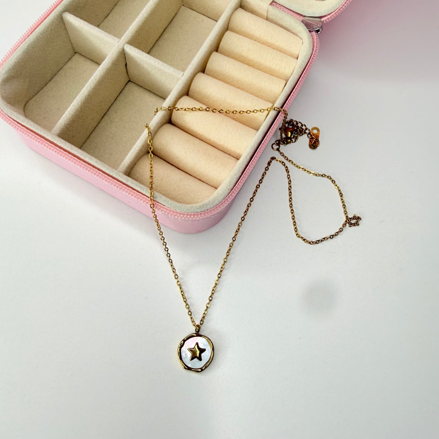 Collar estrella CHAPA DE ORO 18K(AA102)