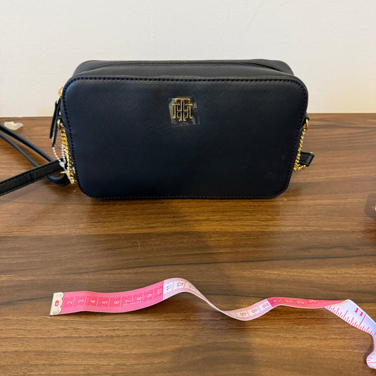 Bolsa negra tommy high street USA