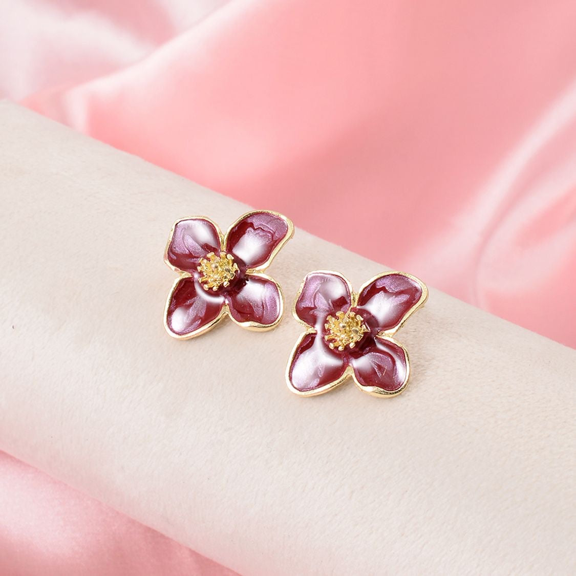 Aretes flor guinda(G124)