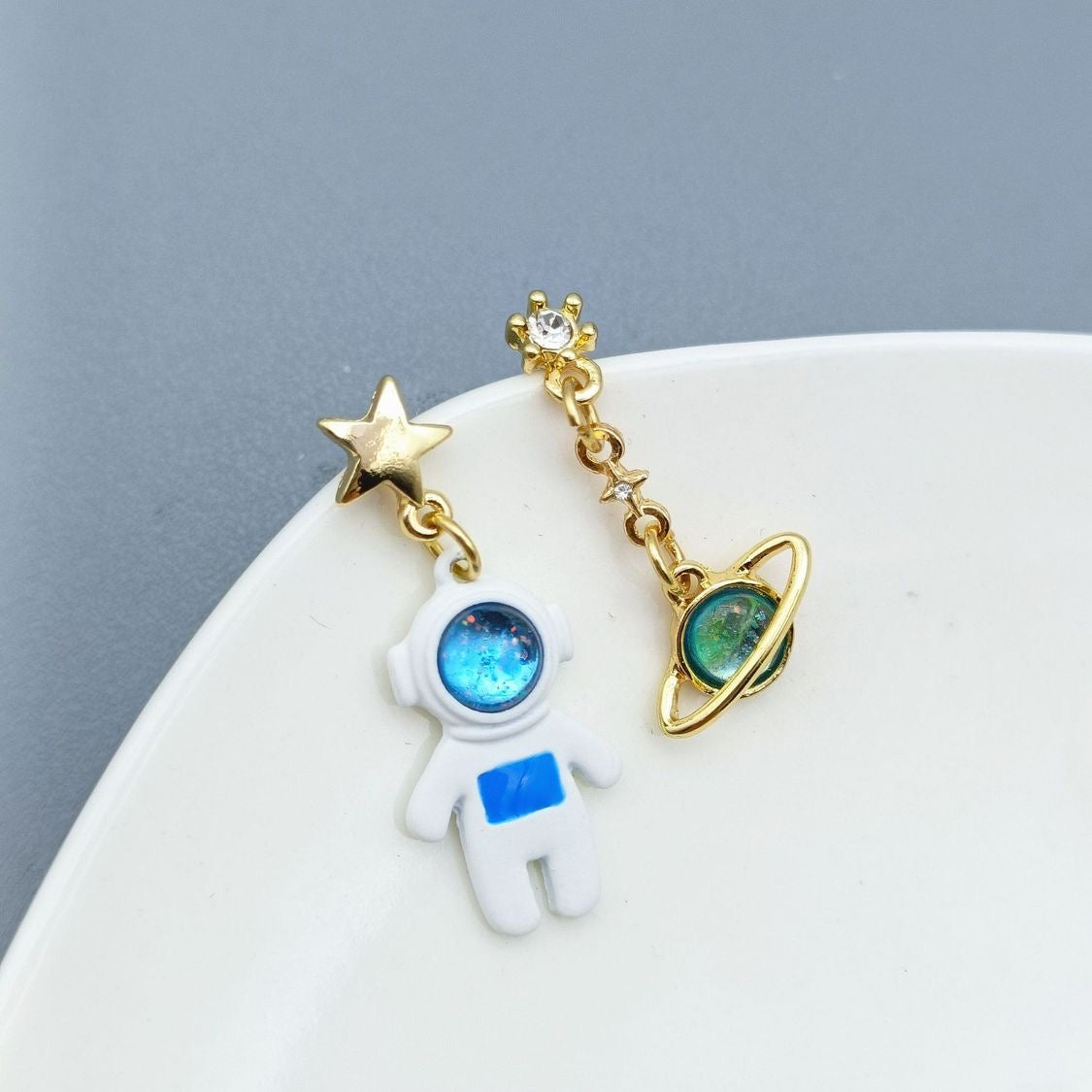 Aretes astronauta(L234)