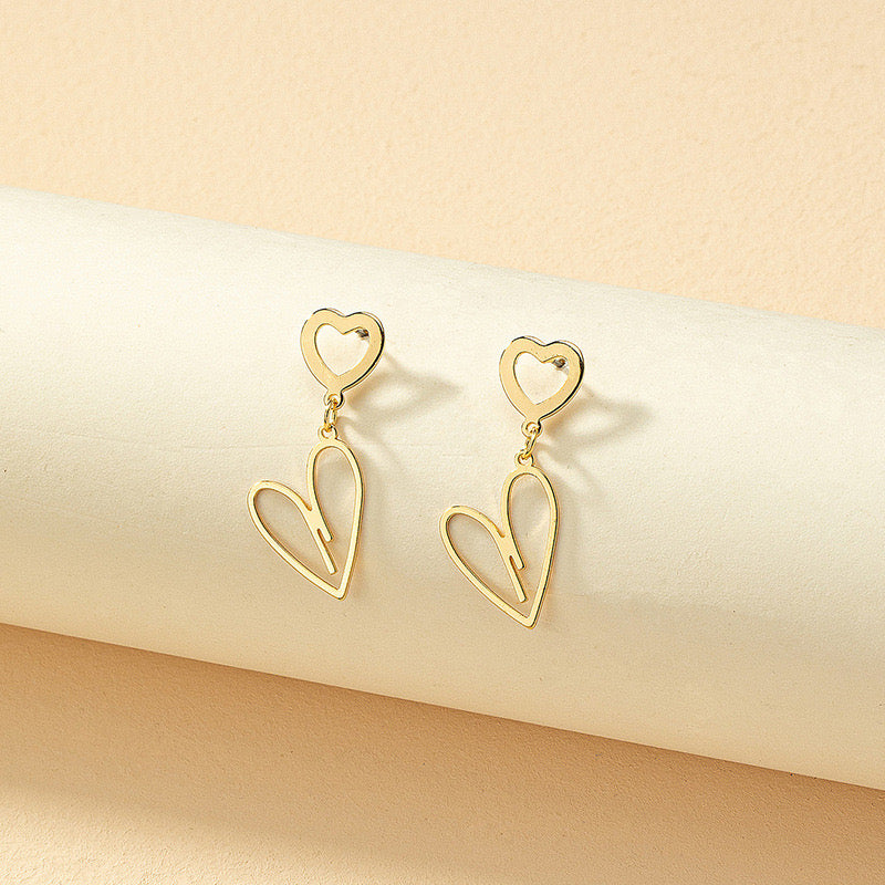Aretes corazon dorado(L221)