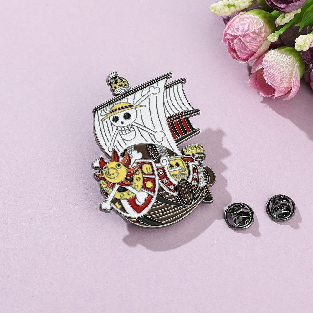 Pin Barco one piece grande(Q14)