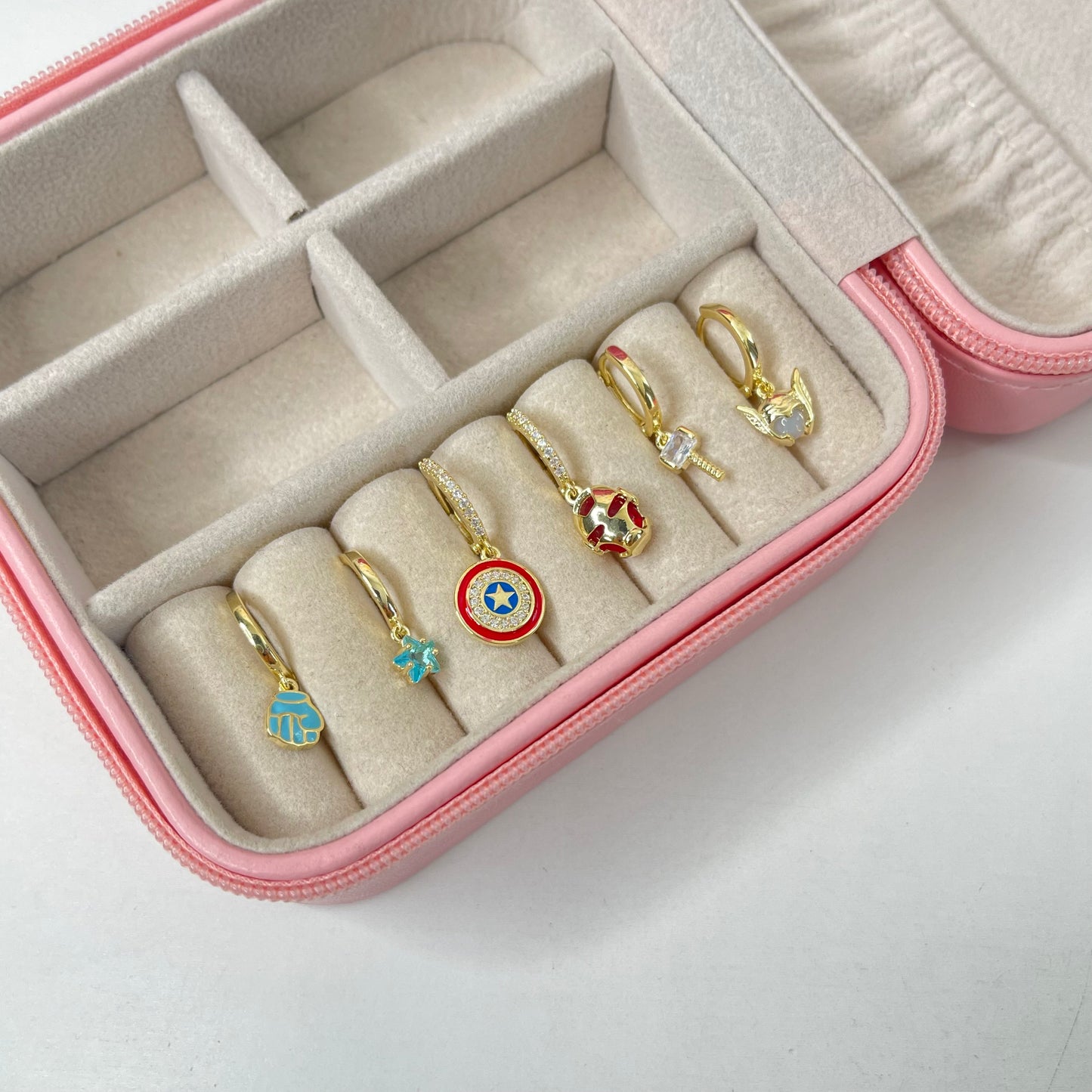 Aretes set iron man y mas 6 pzs CHAPA DE ORO 18k(AA53)