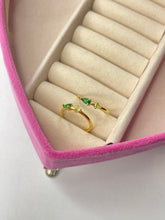 Load image into Gallery viewer, Arracadas verde CHAPA DE ORO 18k(E192)
