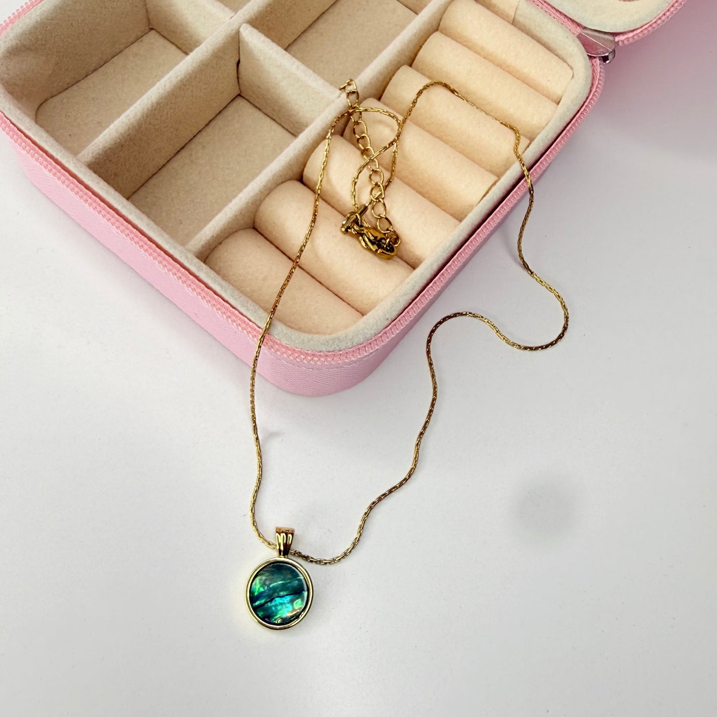 Collar verde tornasol CHAPA DE ORO 18k(C149)
