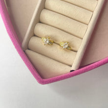 Cargar imagen en el visor de la galería, Aretes abeja CHAPA DE ORO 18k(K176)
