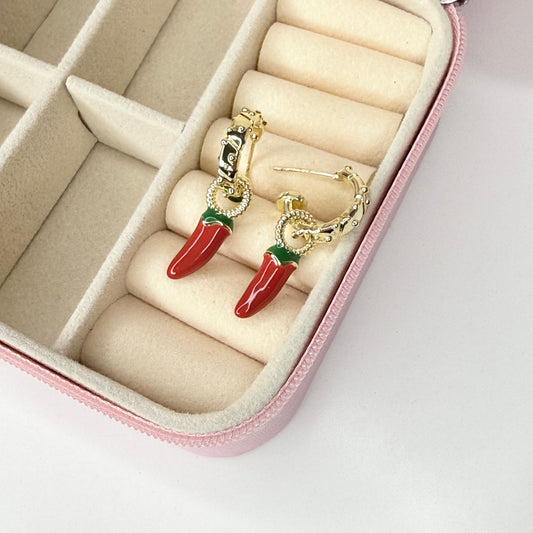 Aretes chiles colgantes CHAPA DE ORO 18k(C132)