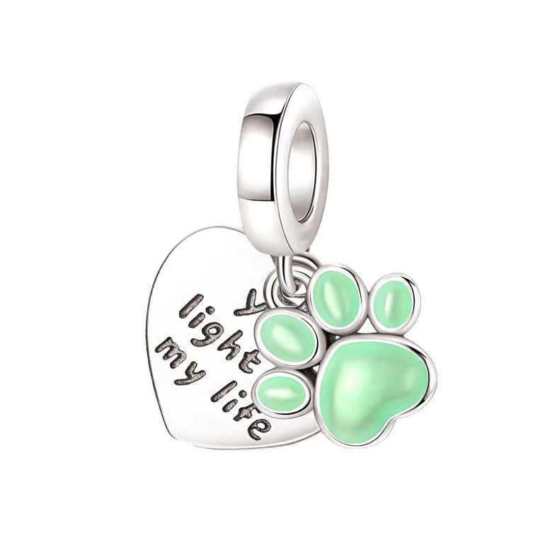 Charm huella perro verde(X24)