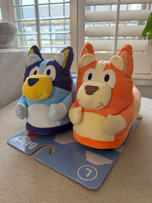 RETO ISELAAHER ( Pantuflas Bluey talla 5.5 - 6 adulto mujer)