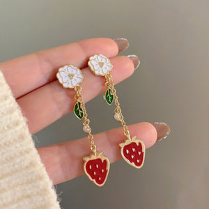 Aretes fresas colgantes(J160)