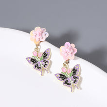 Load image into Gallery viewer, Aretes mariposas morado(D162)
