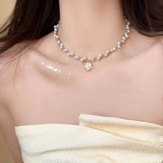 Collar flor perlas(S70)