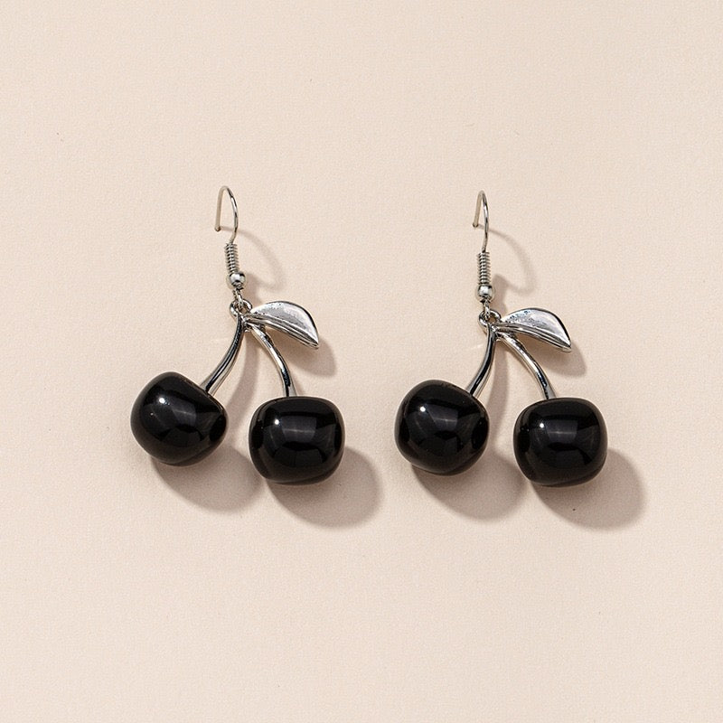 Aretes cerezas negras(D120)