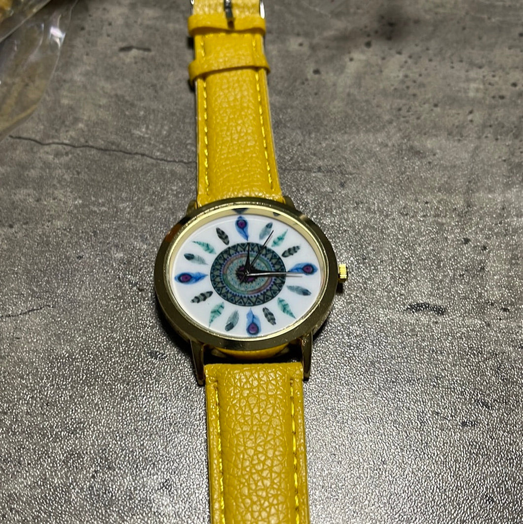 Reloj Amarillo (AA131)